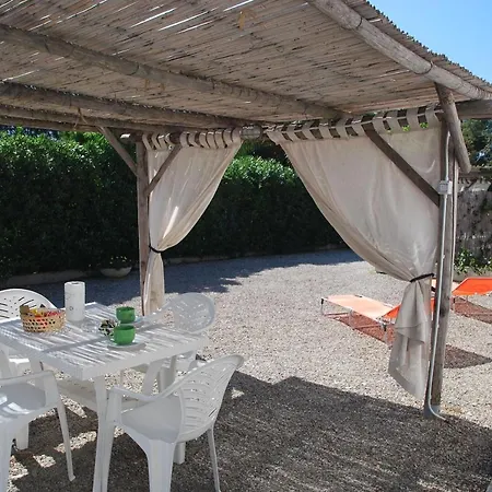 Sterlizia Appartamento Lacona